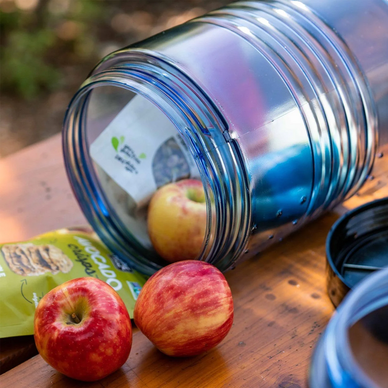 BearVault 500, BearVault 500 with food