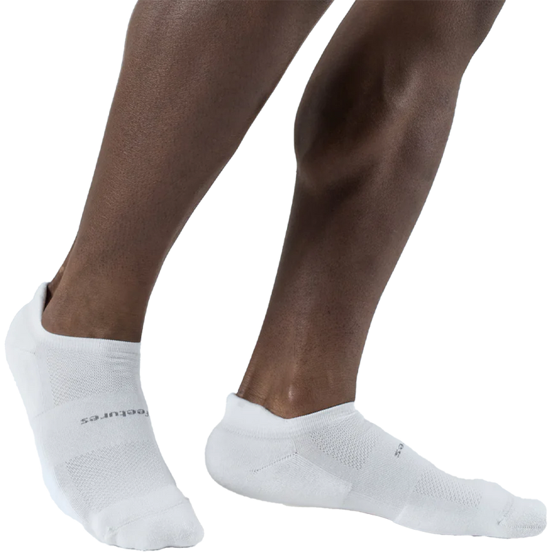 High Performance Ultra Light No Show Tab, Feetures High Performance Ultra Light No Show Tab Pair Side