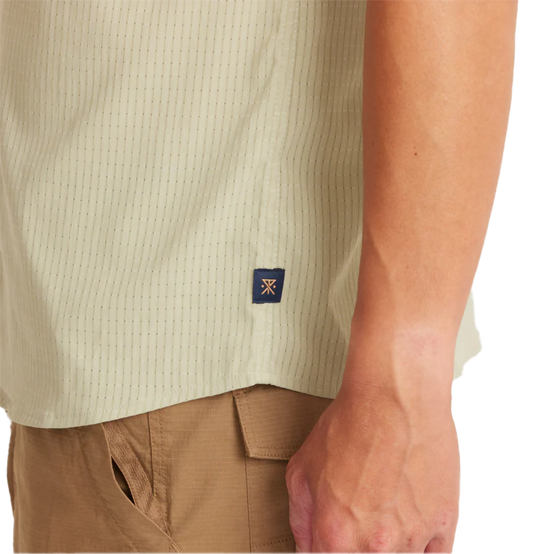 Men's Bless Up Short Sleeve Breathable Stretch Shirt, Roark Men's Bless Up Short Sleeve Breathable Stretch Shirt in Sage hem