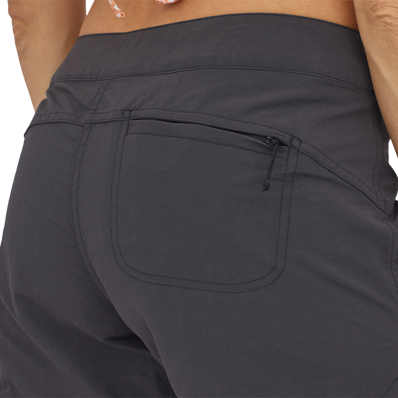 Women's Wavefarer Boardshorts 5", Patagonia Women's Wavefarer Boardshorts 5" back pocket