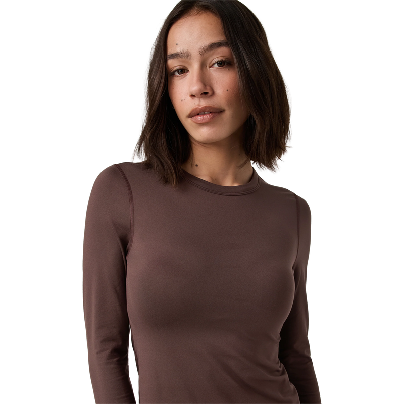 Women's Long Sleeve Lux Crew, Vuori Women's Long Sleeve Lux Crew Tee front detail