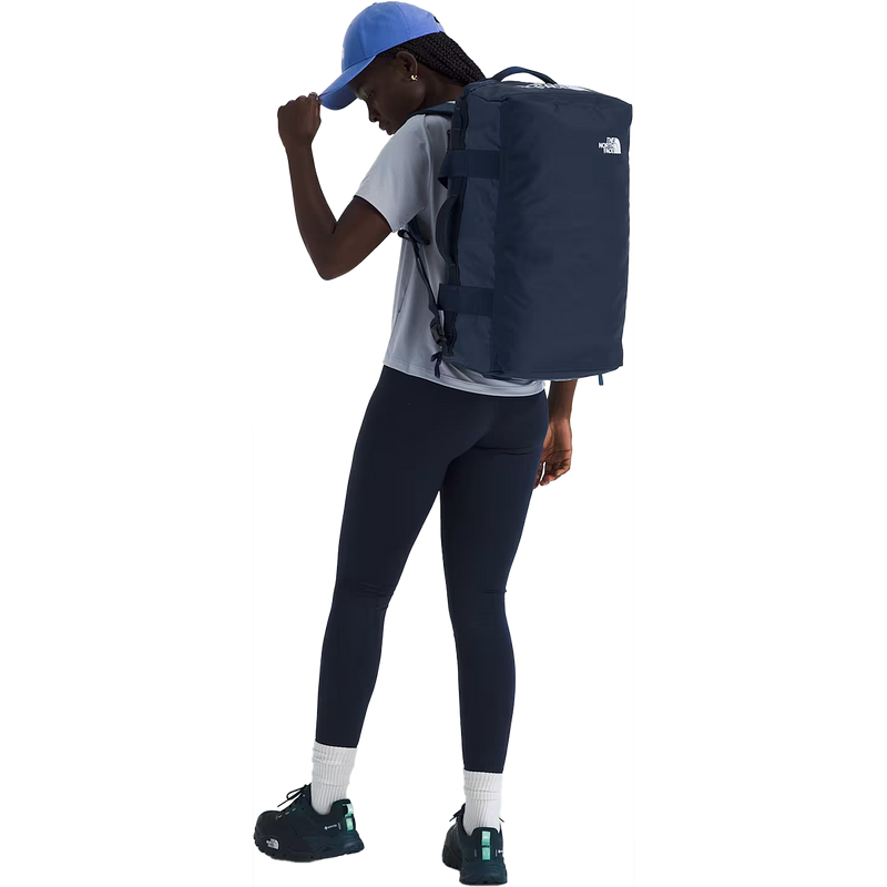 Base Camp Voyager Duffel 42L, The North Face Base Camp Voyager Duffel 42L in 926 Shady Blue Summit
Navy on model