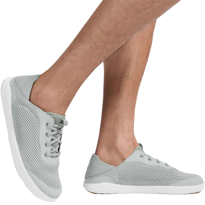 Men's Moku Pae, Olukai Men's Moku Pae in 2NAU-Cloud Grey/Ash on model right