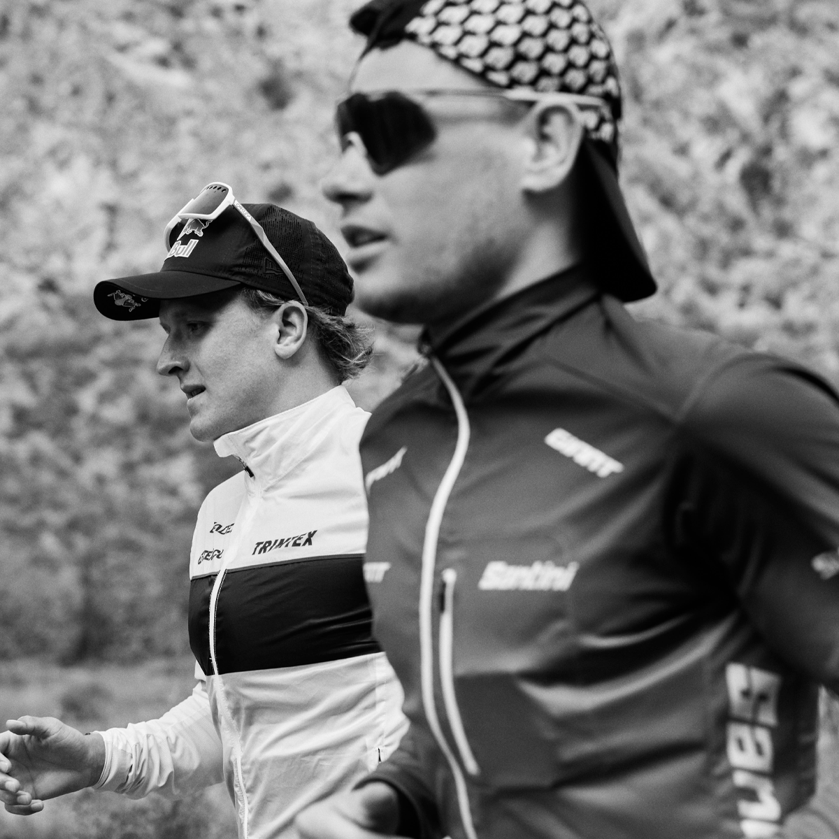 Gel 100 alternate view