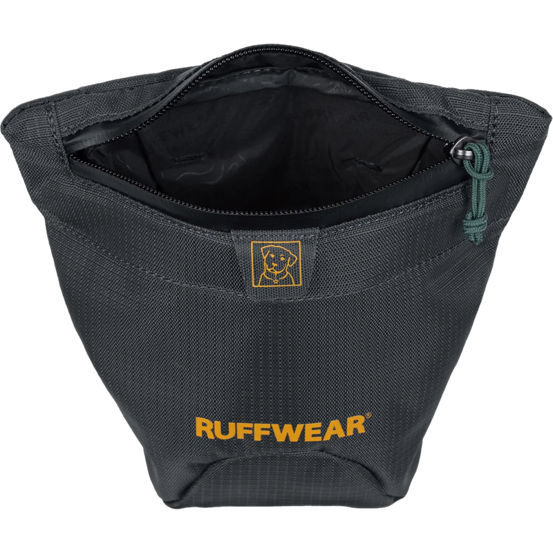 Pack Out Bag, Ruffwear Pack Out Bag opening