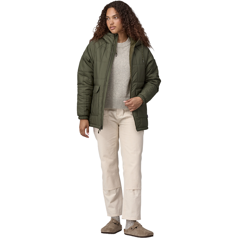 Women's Lost Canyon Hoodie, Patagonia Women's Lost Canyon Hoodie in Pine Green front full length