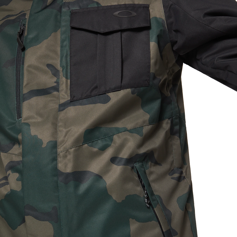 Men's Core Divisional RC Insulated Jacket, Oakley Men's Core Divisional RC Insulated Jacket front pockets