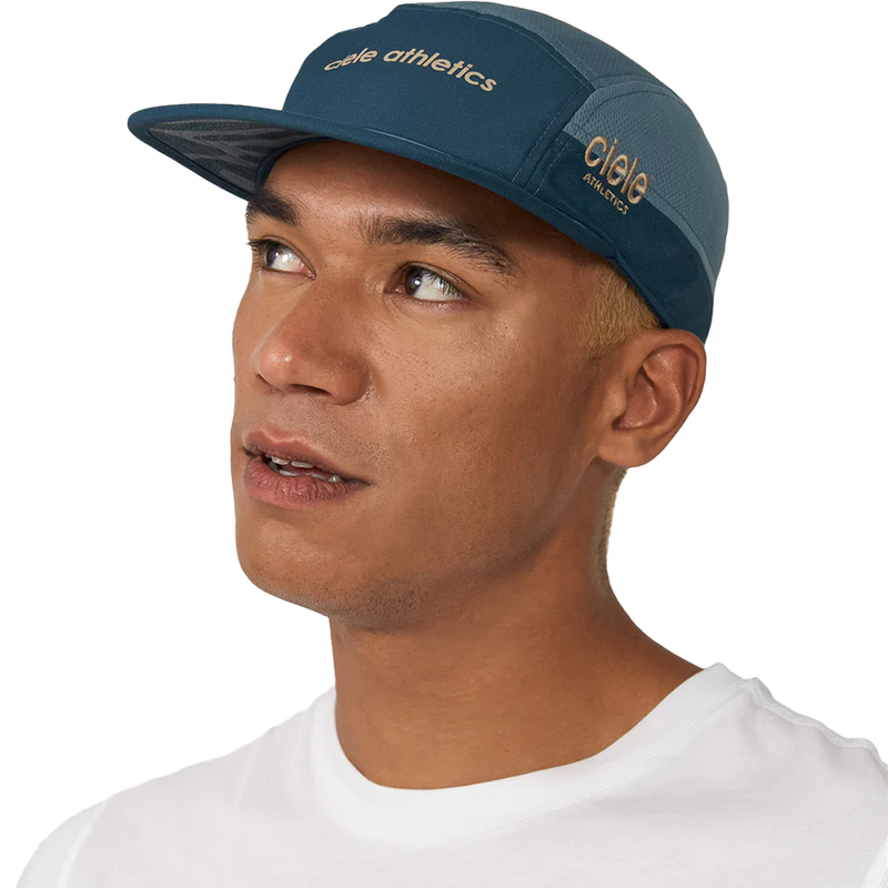 GOCap - Iconic SL, Ciele Athletics GOCap - Iconic SL front on model