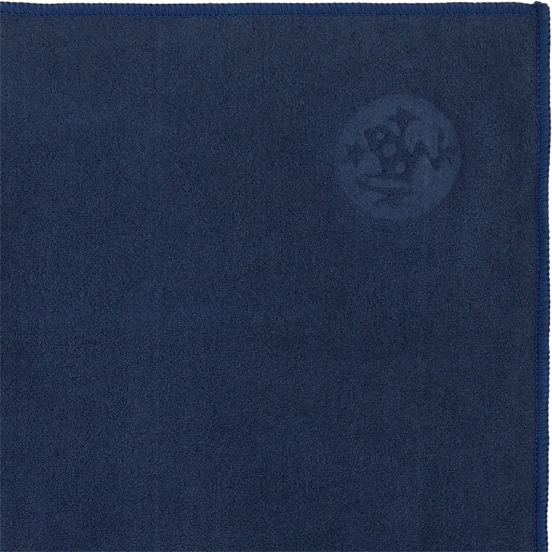 Equa Yoga Hand Towel, Manduka Equa Yoga Hand Towel in Midnight 2.0 edge