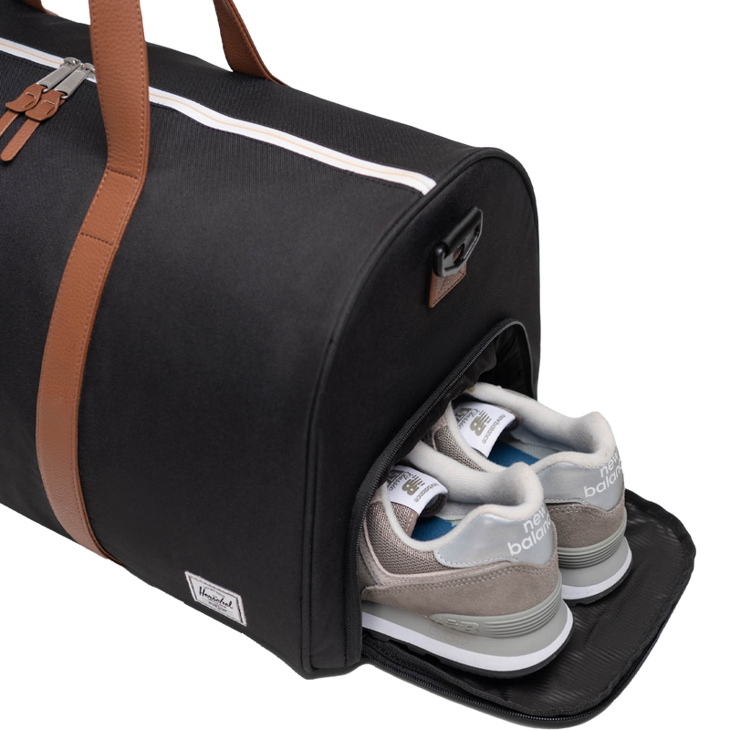 Novel Duffle, Herschel Novel Duffle shoe compartment