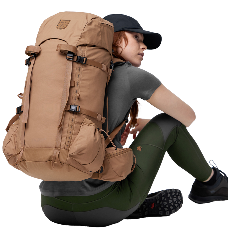Kajka 35, Fjällräven Kajka 35 on back
