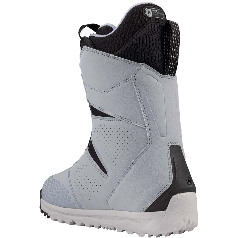Women's Altai, Nidecker Women's Altai back of boot