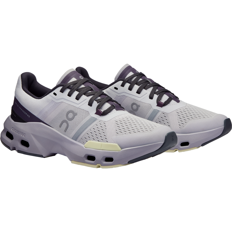 Women's Cloudpulse, On Women's Cloudpulse pair