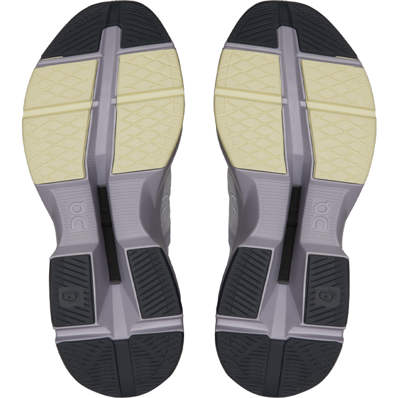 Women's Cloudpulse, On Women's Cloudpulse bottom