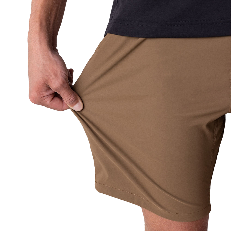 Men's Everywhere Featherlight Chino Short, 686 Men's Everywhere Featherlight Chino Short in Dark Khaki stretch