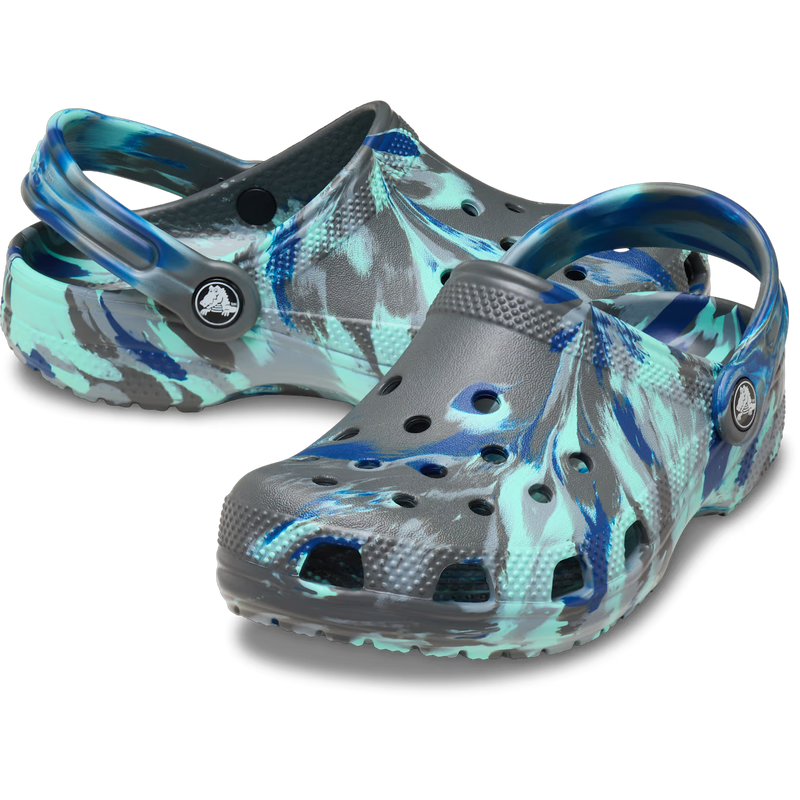 Crocs Youth Classic Marbled Clog in 0RV-Carbon/Multi pair