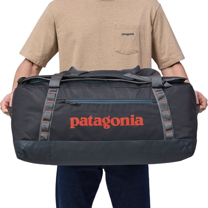 Black Hole Duffel 70L, Patagonia Black Hole Duffel 70L in hand