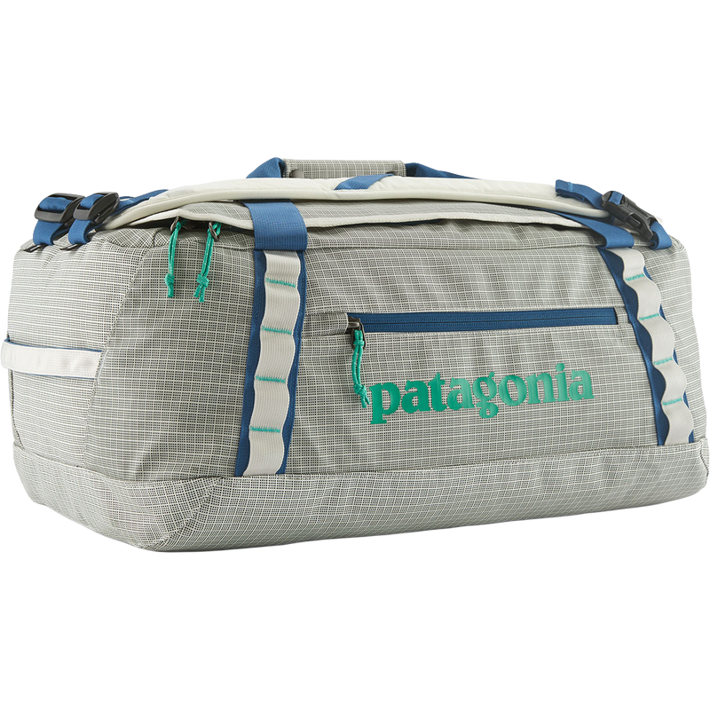 Black Hole Duffel 40L, Featured Image