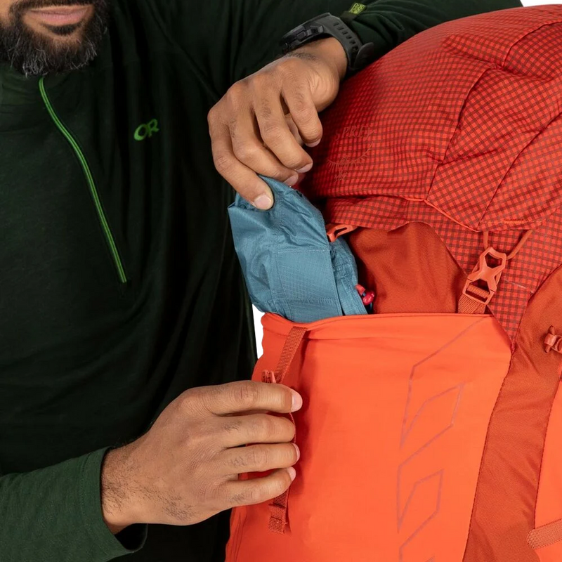 Talon Pro 40, Osprey Talon Pro 40 front storage