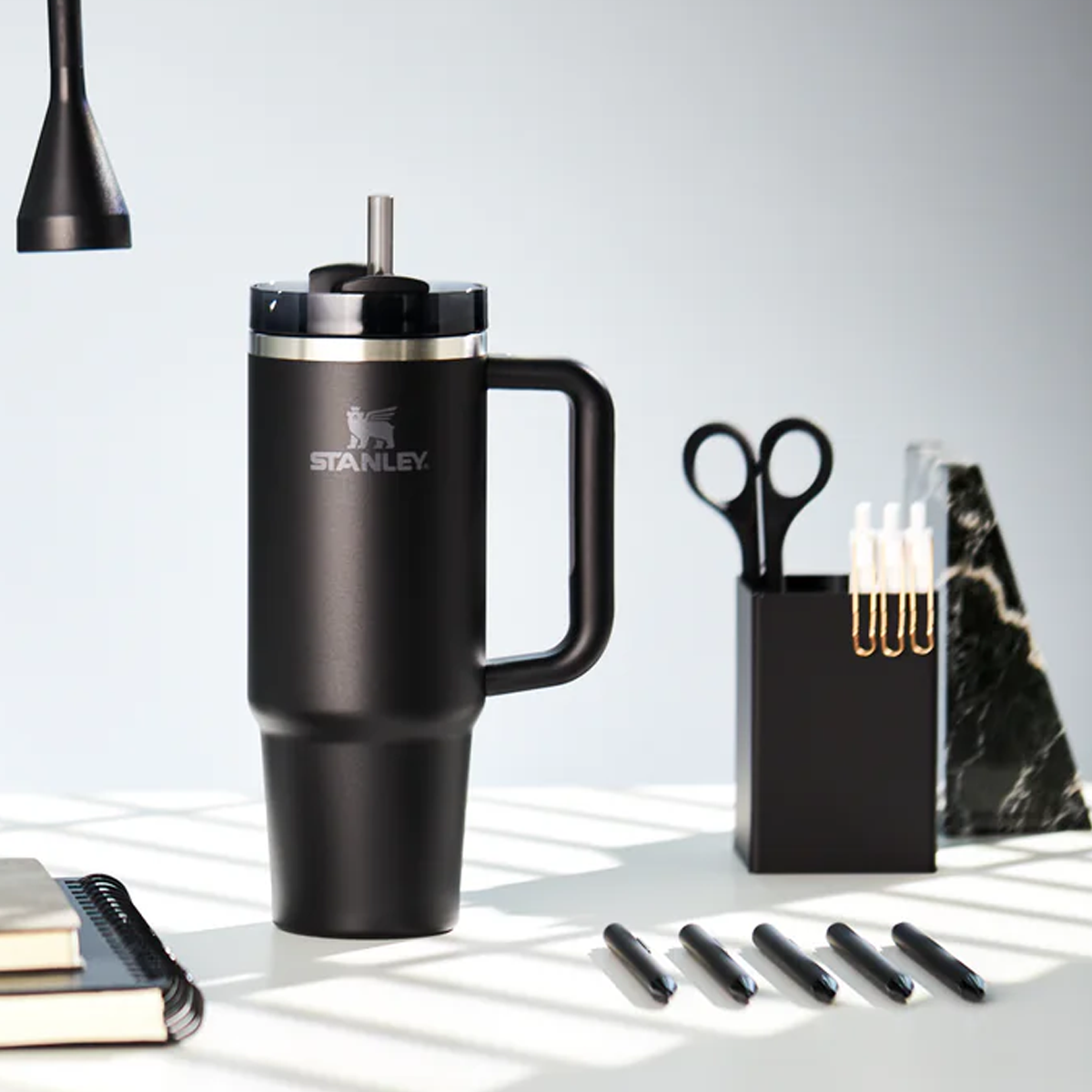 Quencher H2.O FlowState 30 oz Tumbler alternate view