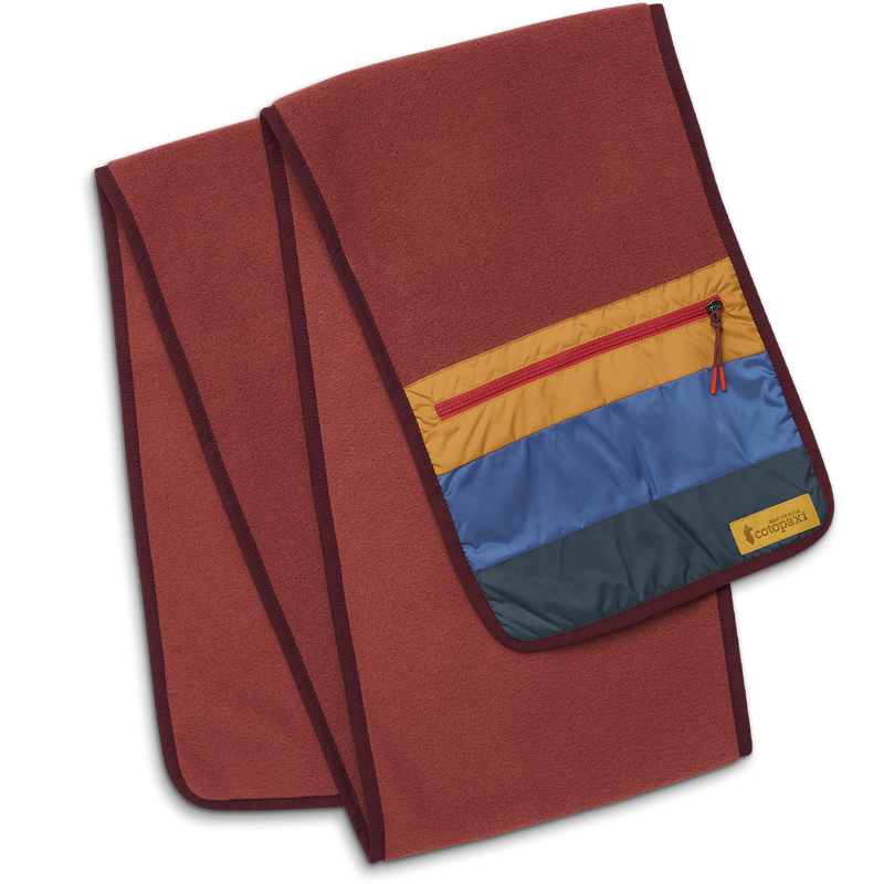 Teca Fleece Scarf, Featured Image