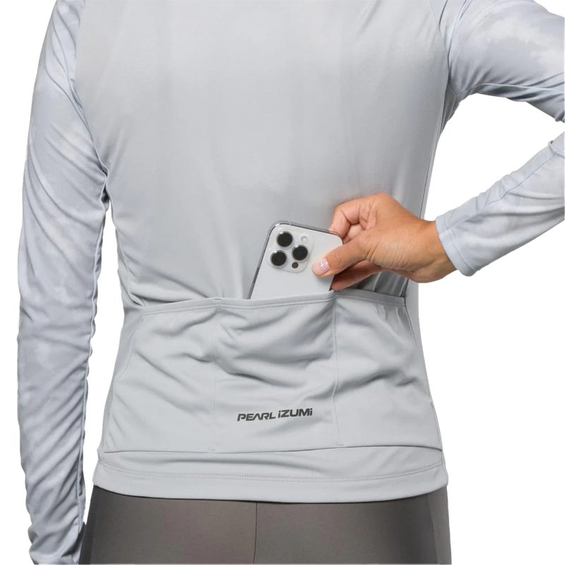 Women's Attack Long Sleeve Jersey, Pearl Izumi Women's Attack Long Sleeve Jersey in Highrise back pockets