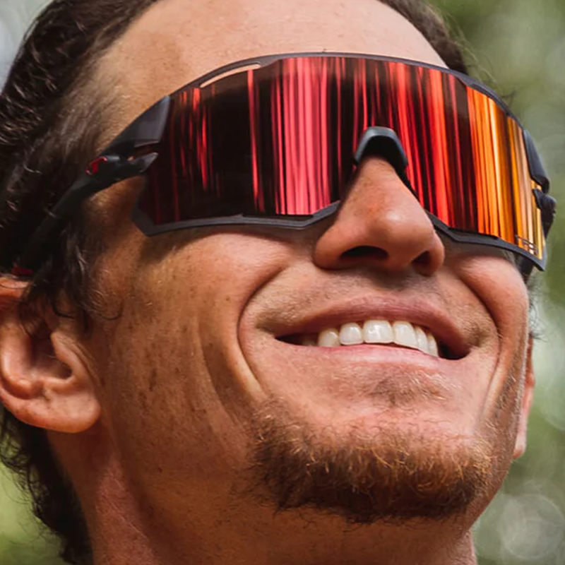 Rail Race, Tifosi Optics on face