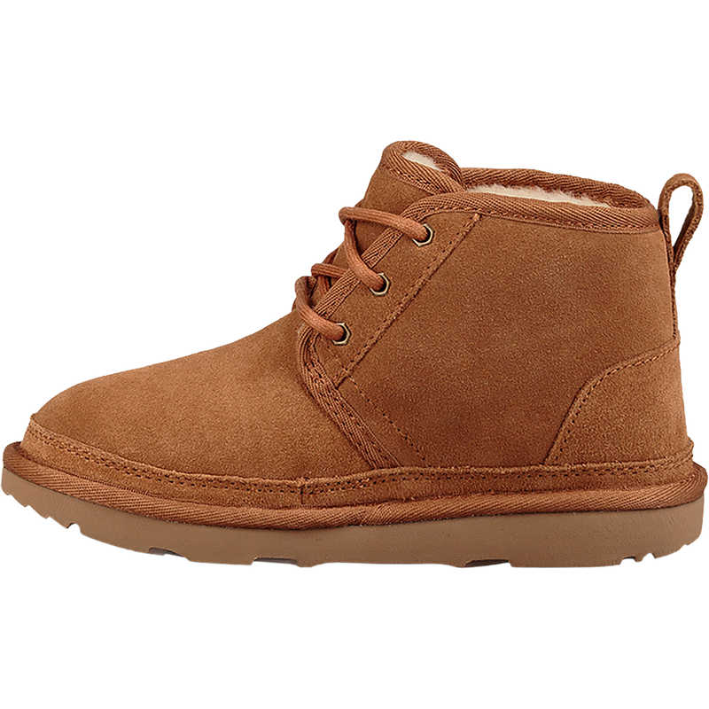 Youth Neumel II, UGG Youth Neumel II side