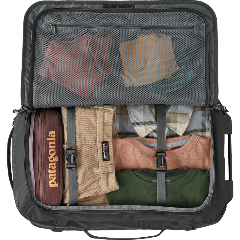 Black Hole Wheeled Duffle Bag 40L, Patagonia Black Hole Wheeled Duffle Bag 40L interior