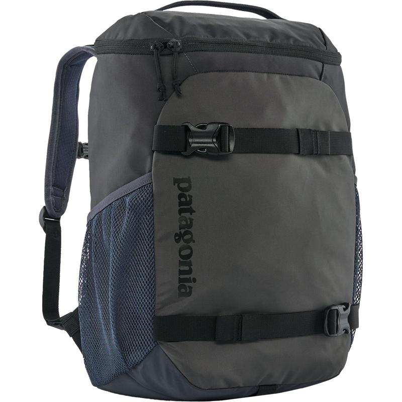 Youth Refugito Day Pack 18L, Featured Image