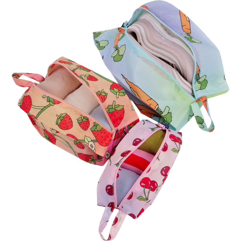 3D Zip Set, BAGGU 3D Zip Set with clothes
