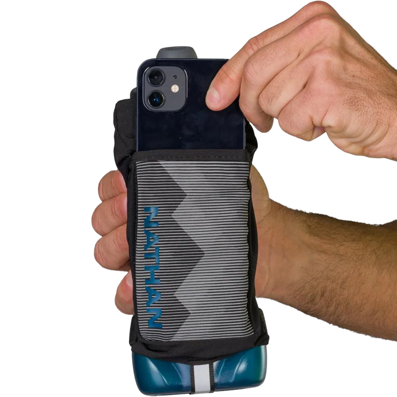 QuickSqueeze Plus Handheld Bottle 22oz, Nathan QuickSqueeze Plus Handheld Bottle 22oz phone pocket