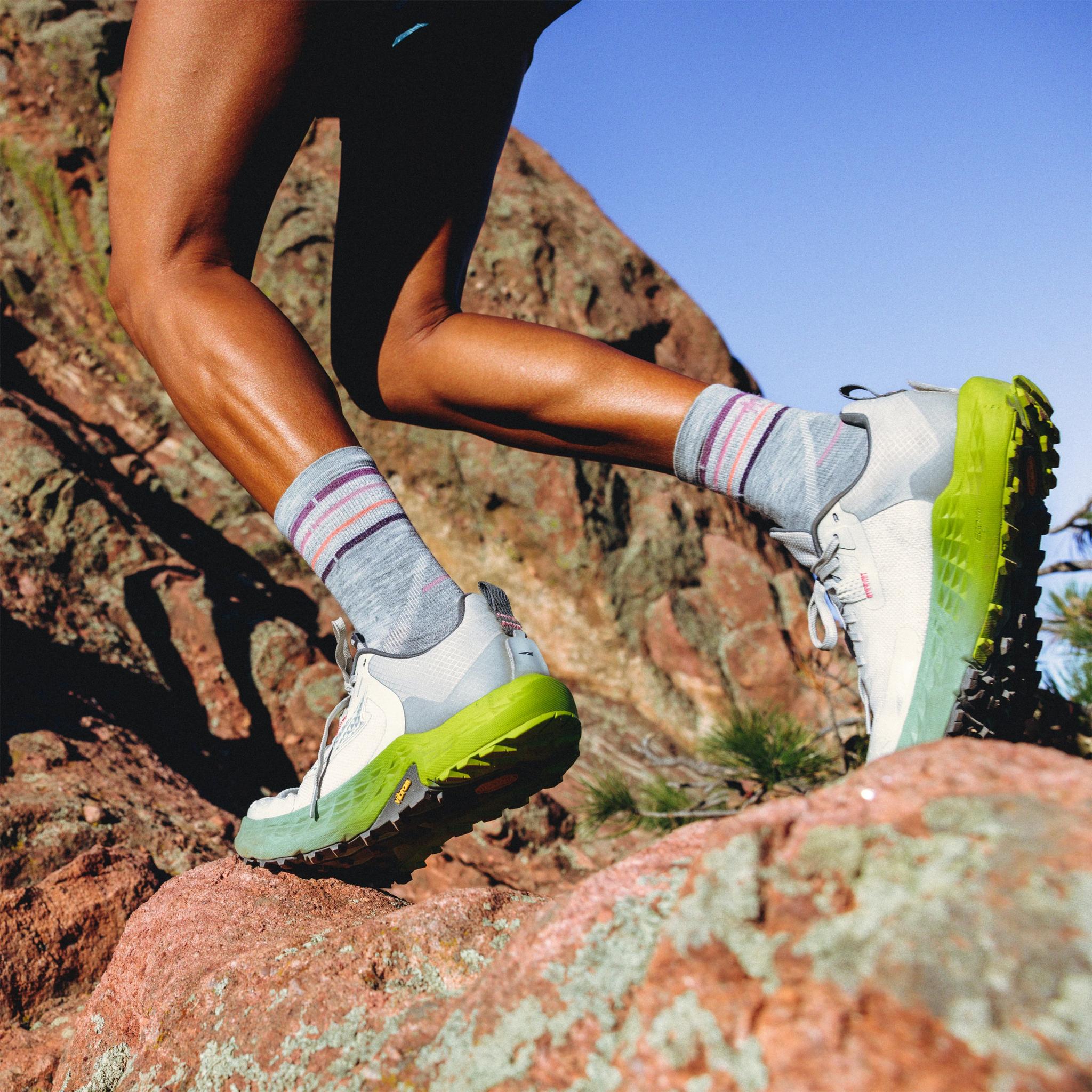 Women's Run Zero Cushion Mid Crew alternate view