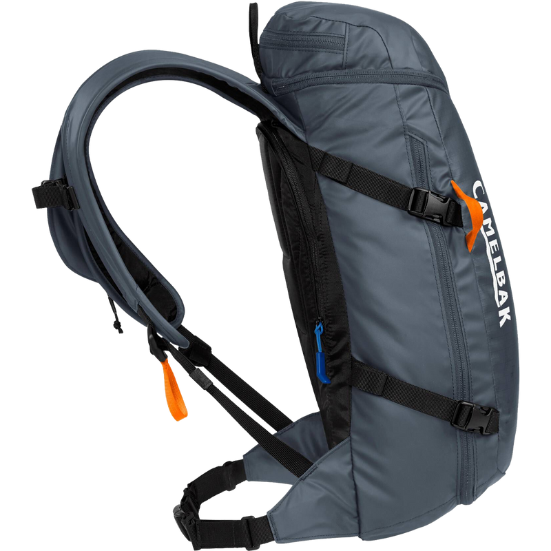 SnoBlast 22 Hydration Pack, CamelBak SnoBlast 22 Hydration Pack side zipped