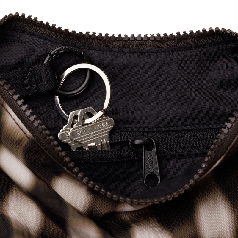 Small Nylon Crescent Bag, BAGGU Small Nylon Crescent Bag key ring