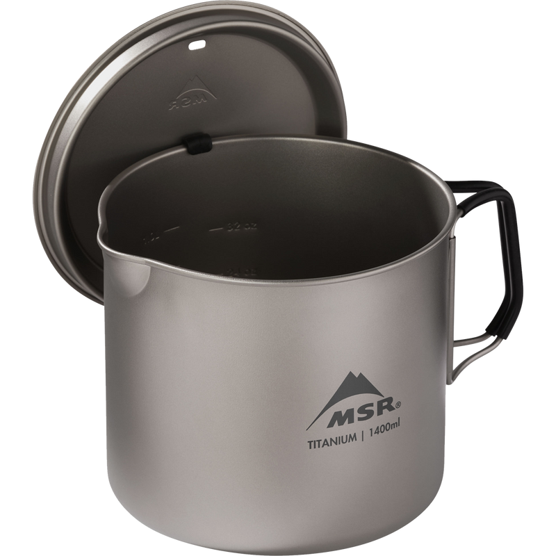 Titan Kettle 1400 mL, MSR Titan Kettle 1400 mL lid on rim