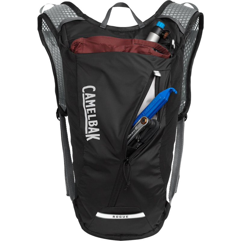 Rogue Light 7, CamelBak Rogue Light 7 back with gear