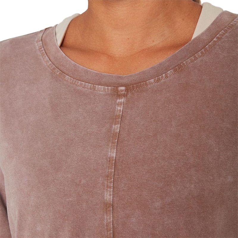 Women's Calm Oversized Boxy Long Sleeve, MPG Women's Calm Oversized Boxy Long Sleeve in Distressed Almond front collar