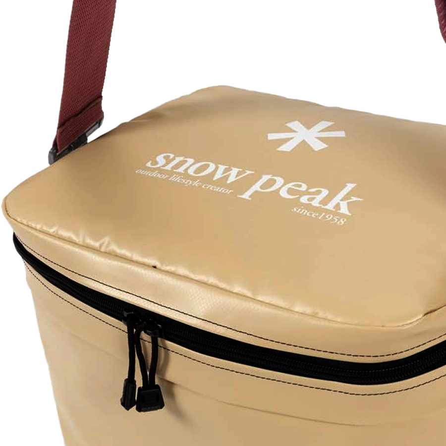 Snow Peak Soft Cooler 18 logo