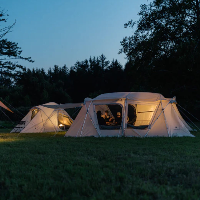Land Lock Ivory, Snow Peak Land Lock at camp