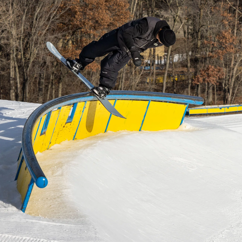 Metal Machine, Arbor Snowboards Metal Machine on rail