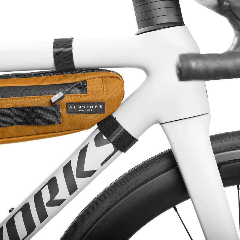 Signature Frame Bag S/M, Almsthre Signature Frame Bag L/XL Label
