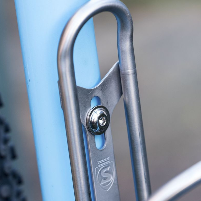 Titanium Cage Bolts Bourbon, Silca Titanium Cage Bolts on bike