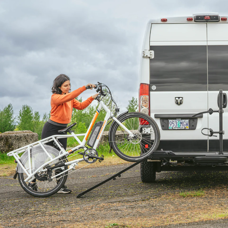 OnRamp LX 1.25", Yakima OnRamp LX 1.25" lifestyle