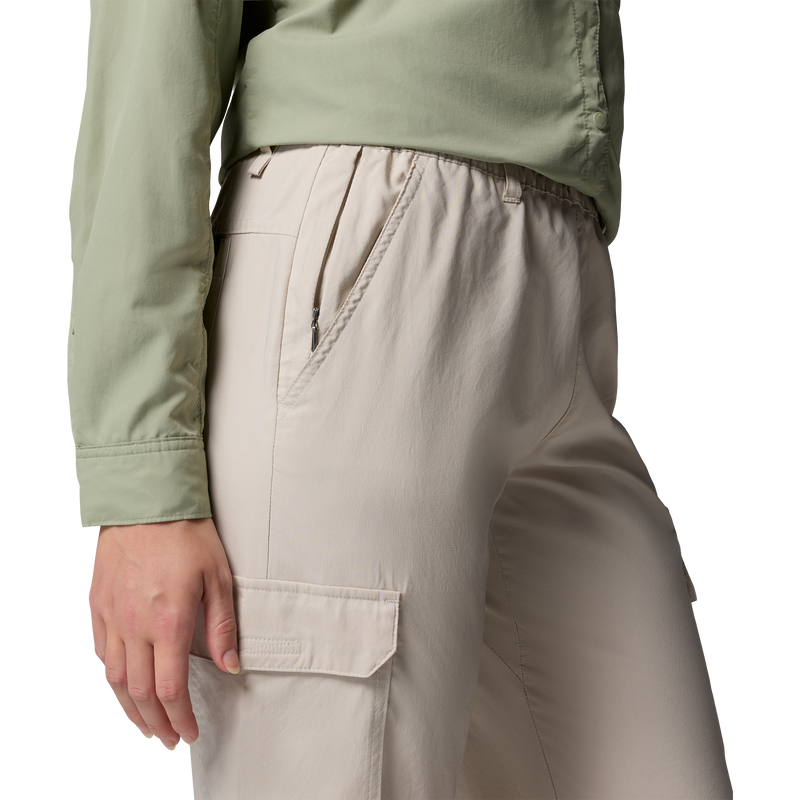 Women's Skien Valley Cargo Pant, Columbia Women's Skien Valley Cargo Pant in 278 Dark Stone front right pocket
