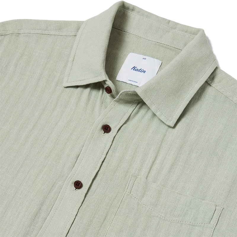 Men's Alan Solid Shirt, Katin Men's Alan Solid Shirt in Desert Sage collar and buttons