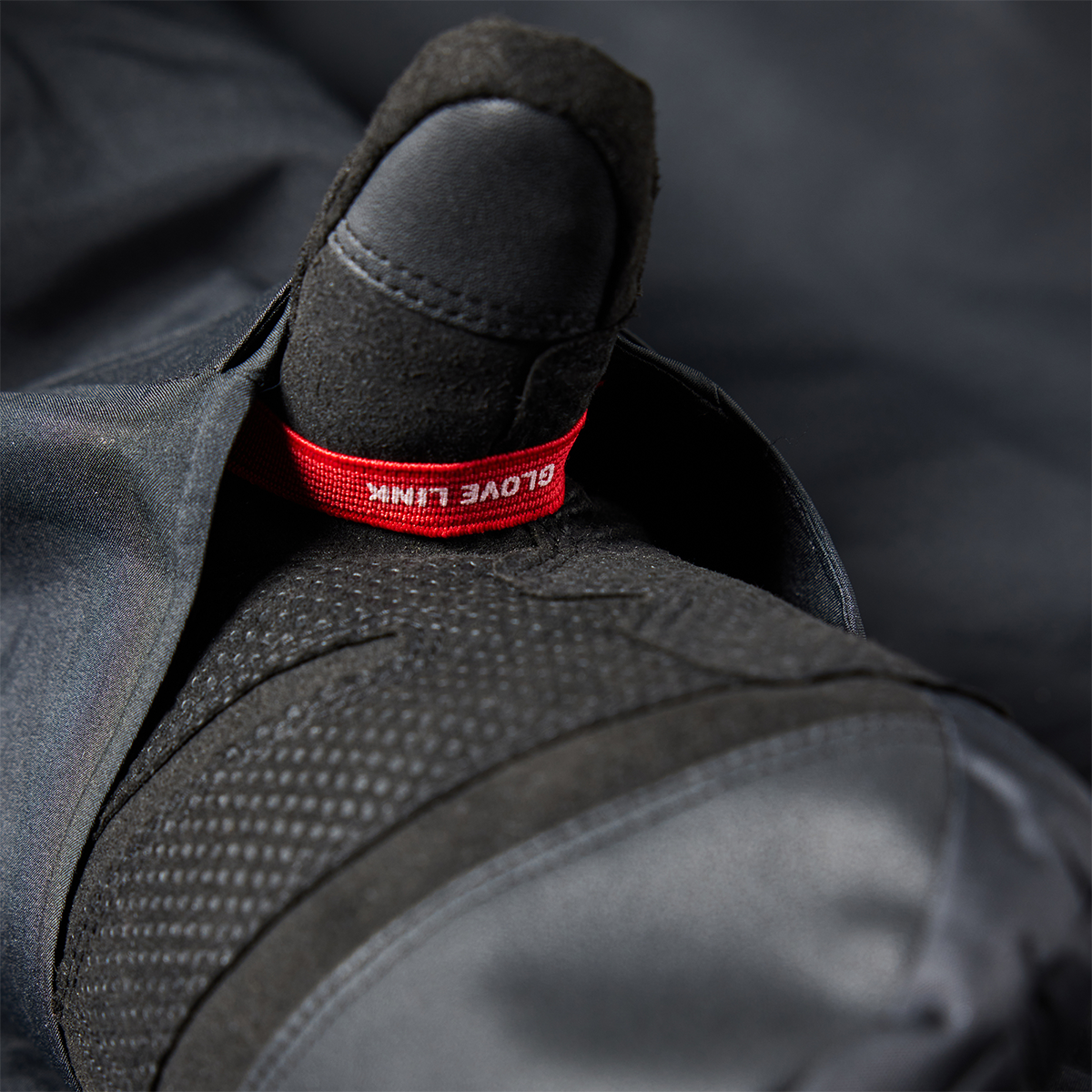 Men's Ghost 2.5L Anorak alternate view