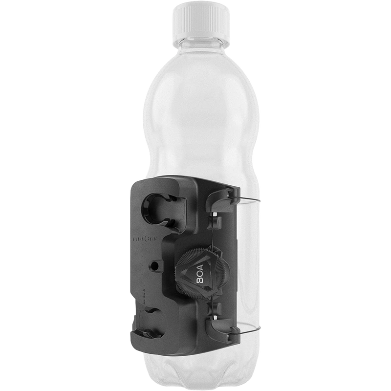 TWIST Universal Connector (BOA)+Base, Fidlock TWIST Universal Connector (BOA)+Base in Black on bottle
