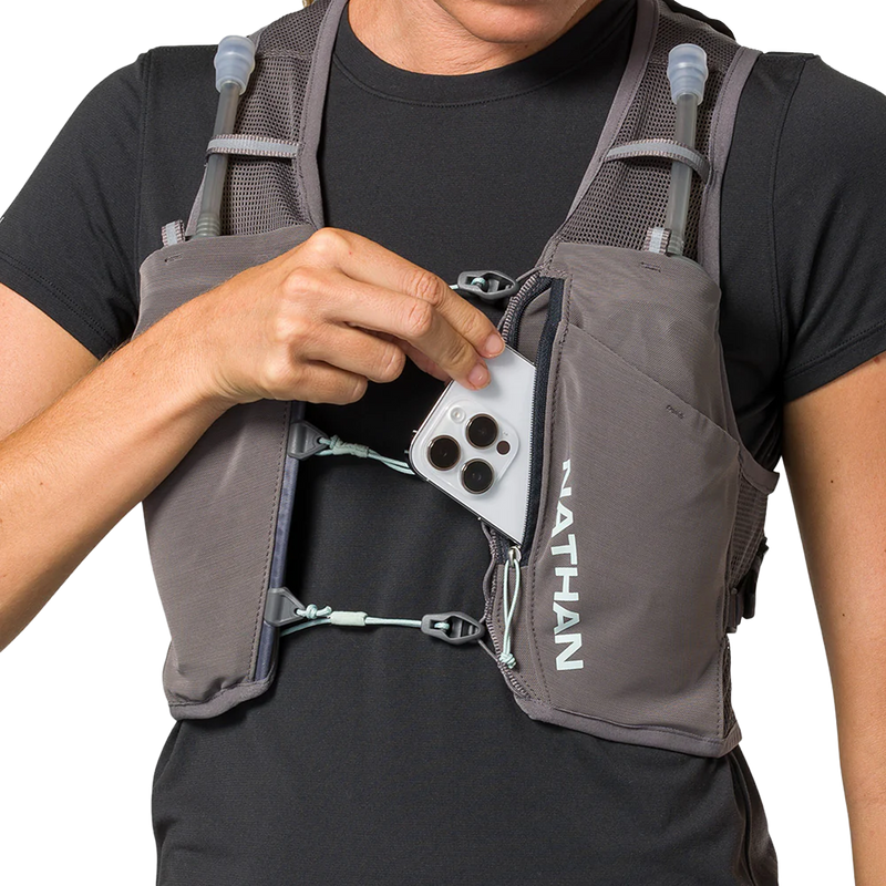 Women's Pinnacle Breeze 4L, Nathan W Pinnacle Breeze 4L zip pocket