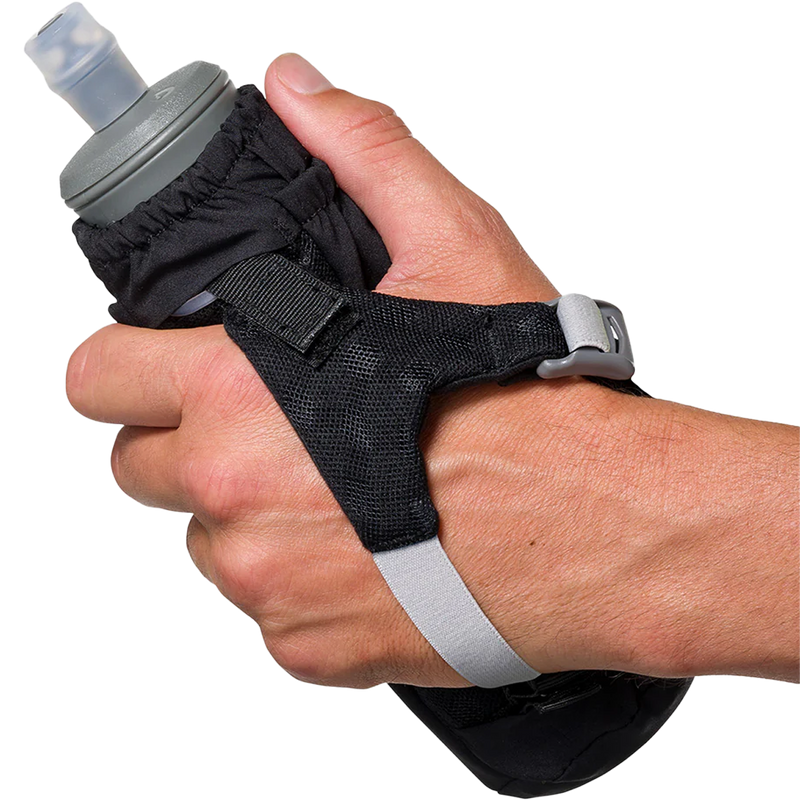 Pinnacle 14 oz Soft Flask, Nathan Pinnacle Soft Flask Handheld 14oz wrist strap